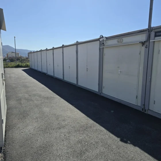 storage-yard-split-najam-kontejnera-3-560x560